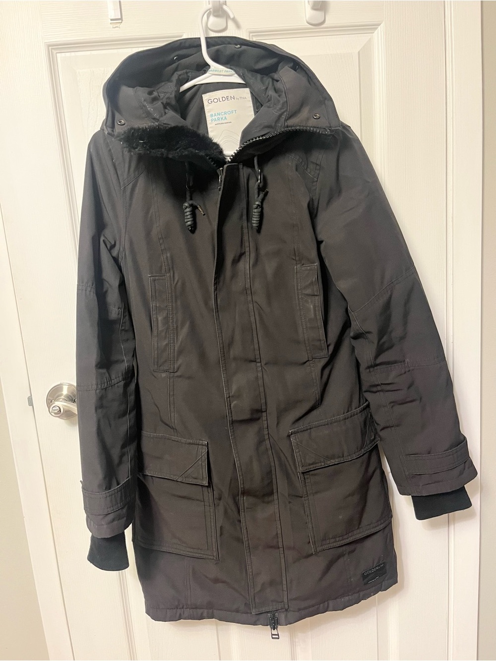 Aritzia Golden by TNA Bancroft Down Parka - Black - Size S